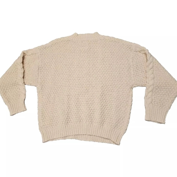 Umgee USA Boutique Cable Knit Long Sleeve Cozy Sweater Cream Size M Crewneck - Picture 4 of 11